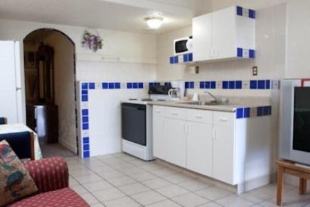 Havasu Inn & Suites Лейк Хавасу Сити Стая снимка